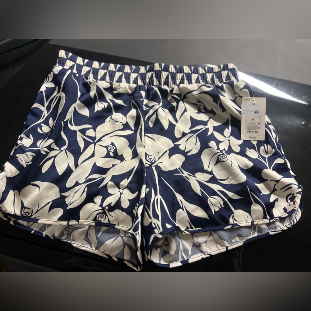 Merona Navy and White Floral Women's Shorts